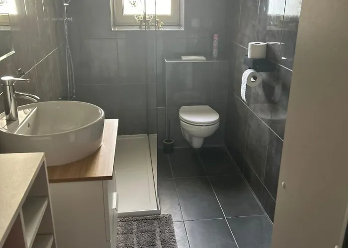 Apartament Myhome Einsiedel An Der Zwoenitz 1 *